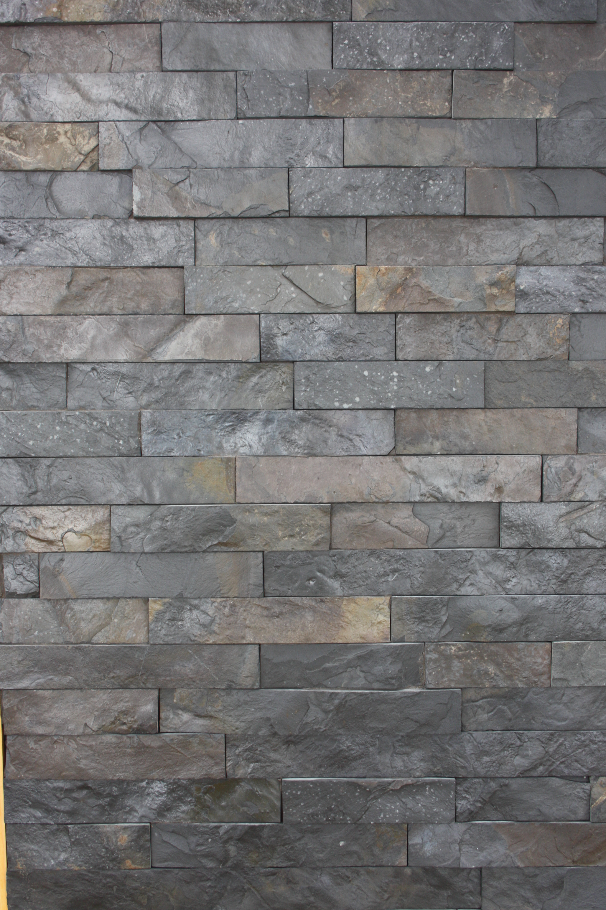 Prírodná štiepaná bridlica Nera Grigio - 4x rezaný, výška 5 cm