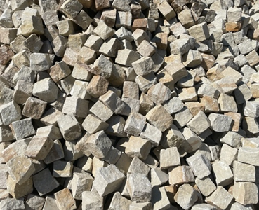 Pieskovcové dlažobné kocky 8/11 - pieskovo-béžové