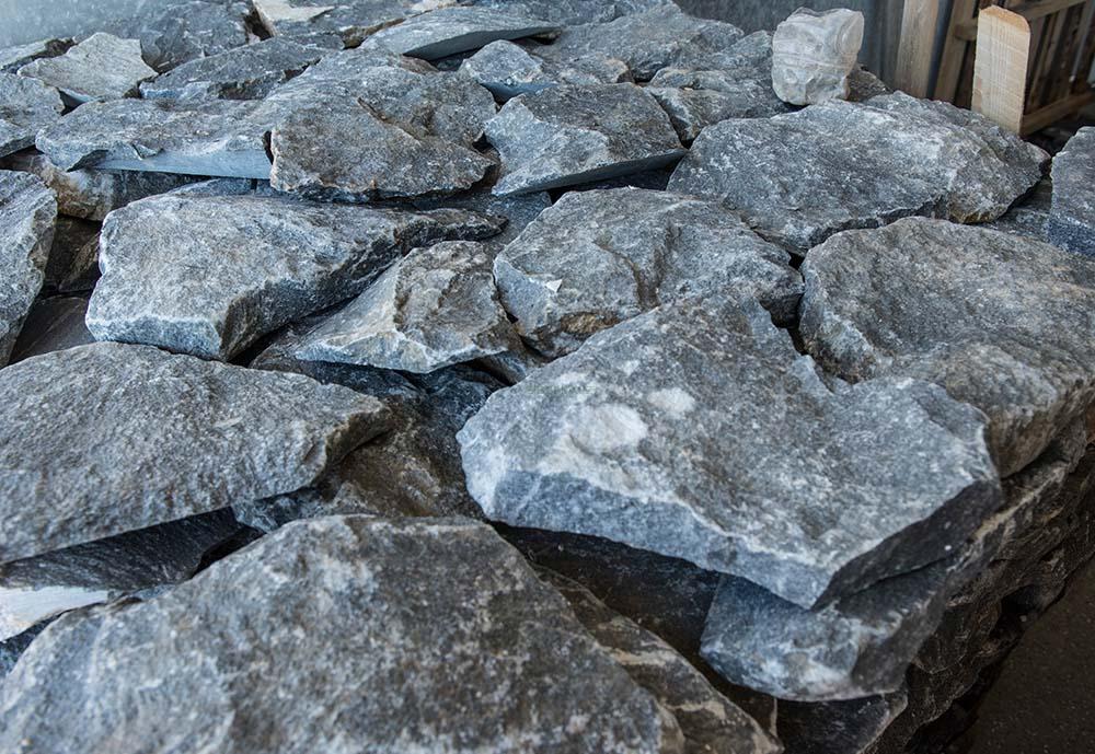 Prírodný kameň obklad RockFace Evenos