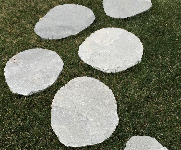 Šlapák prírodný kameň KAVALA L