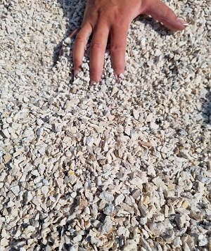 Drvený TRAVERTÍN frakcia 3-7 mm