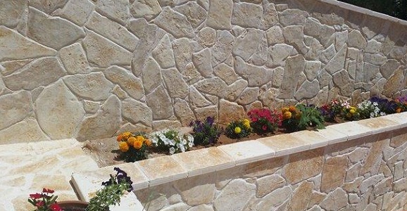 Prírodný štiepaný vápenec Marina, povrch ANTIK, hr. 2-3 cm