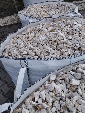 Drvený TRAVERTÍN - rôzne frakcie 