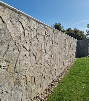 Prírodný kameň Rula Gold Brown, hr. 1-3 cm, nepravidelné tvary