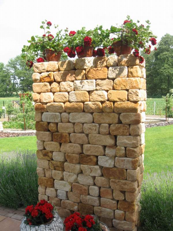 Prírodný štiepaný pieskovec Lara - murovacie bloky